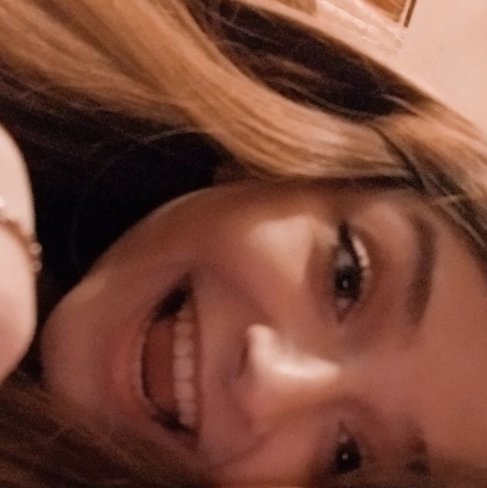 Meet your Posher, Abigail